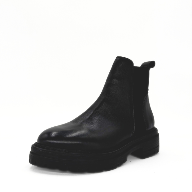 Farah Leather Lugsole Boots